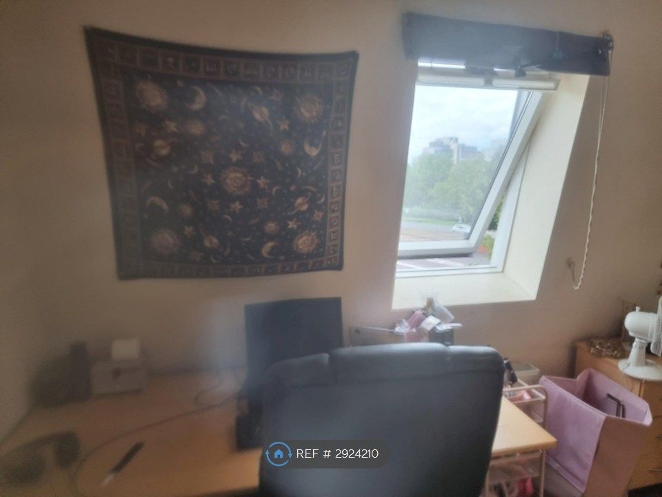Property photo 3 of 4