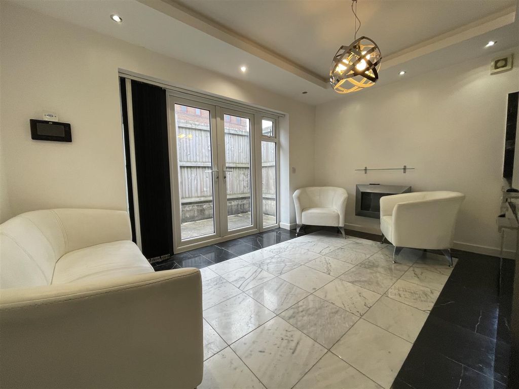 Property photo 3 of 6 Img_4959.Jpg