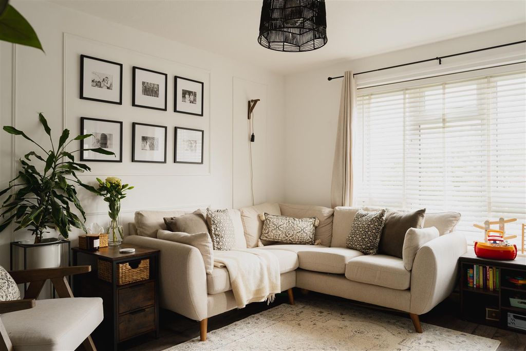 Property photo 3 of 30 13.Jpg