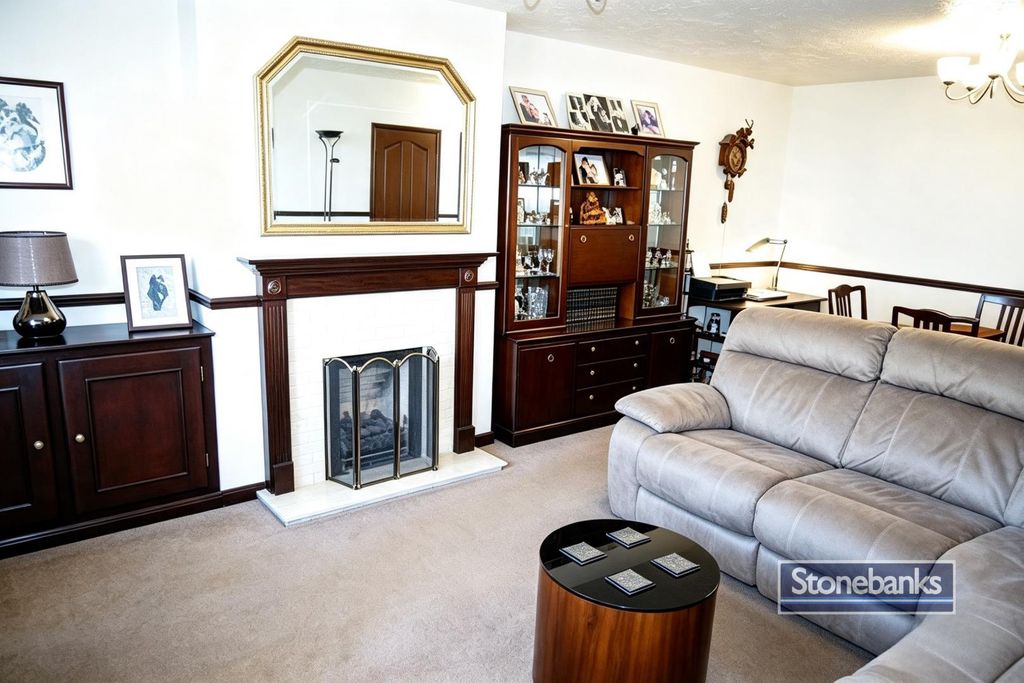 Property photo 2 of 16 2.Png