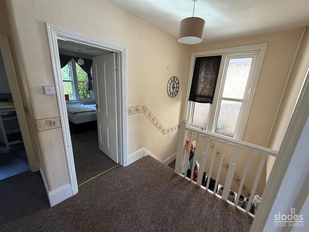 Property photo 2 of 10 699Fdcc8-Edd2-4F9C-Ab67-Ecadbb80Fa94.Jpg