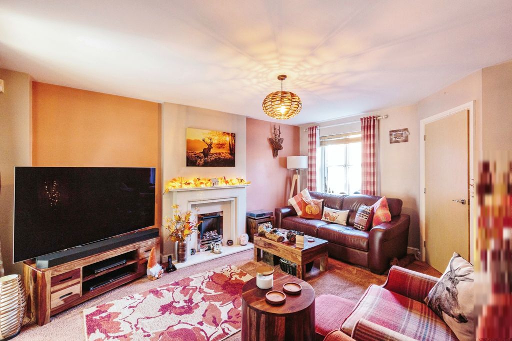 Property photo 2 of 17 Photography