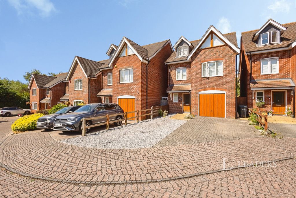 Property photo 1 of 16 Pbox-Img.Jpg