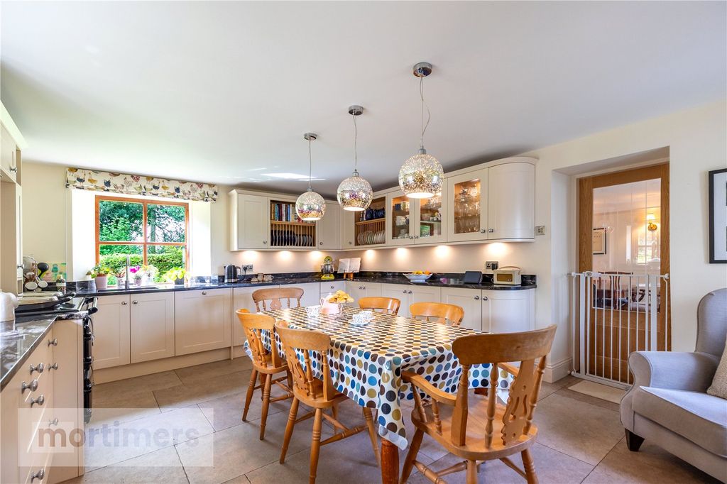 Property photo 2 of 32 Kitchen