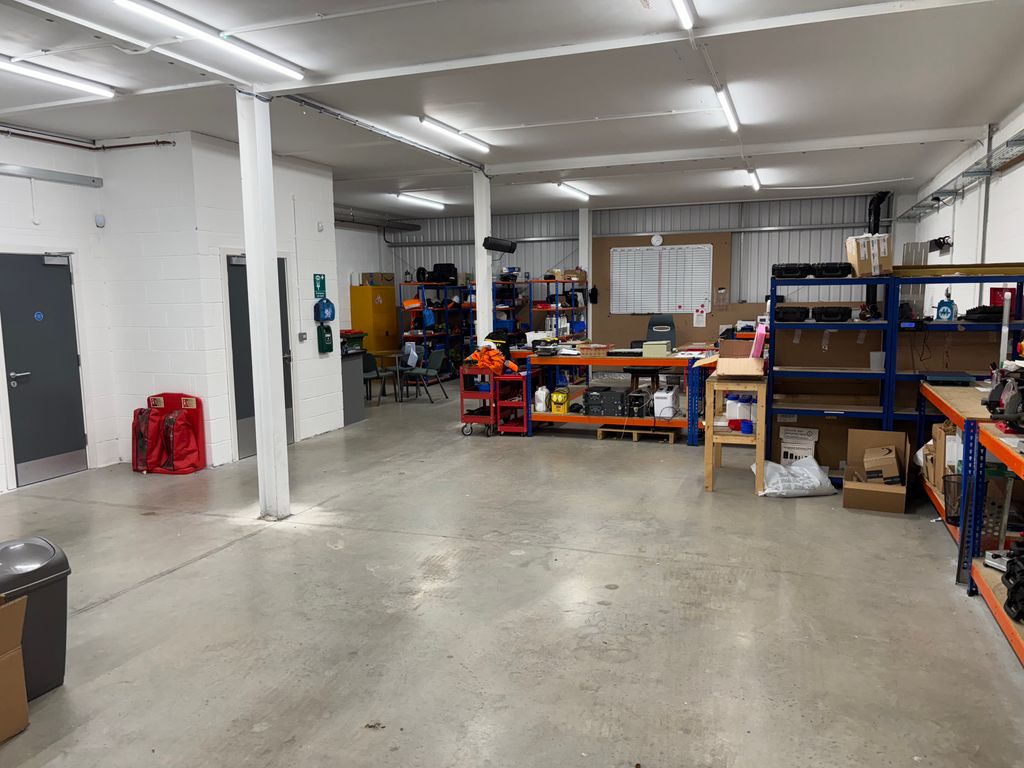 Property photo 2 of 6