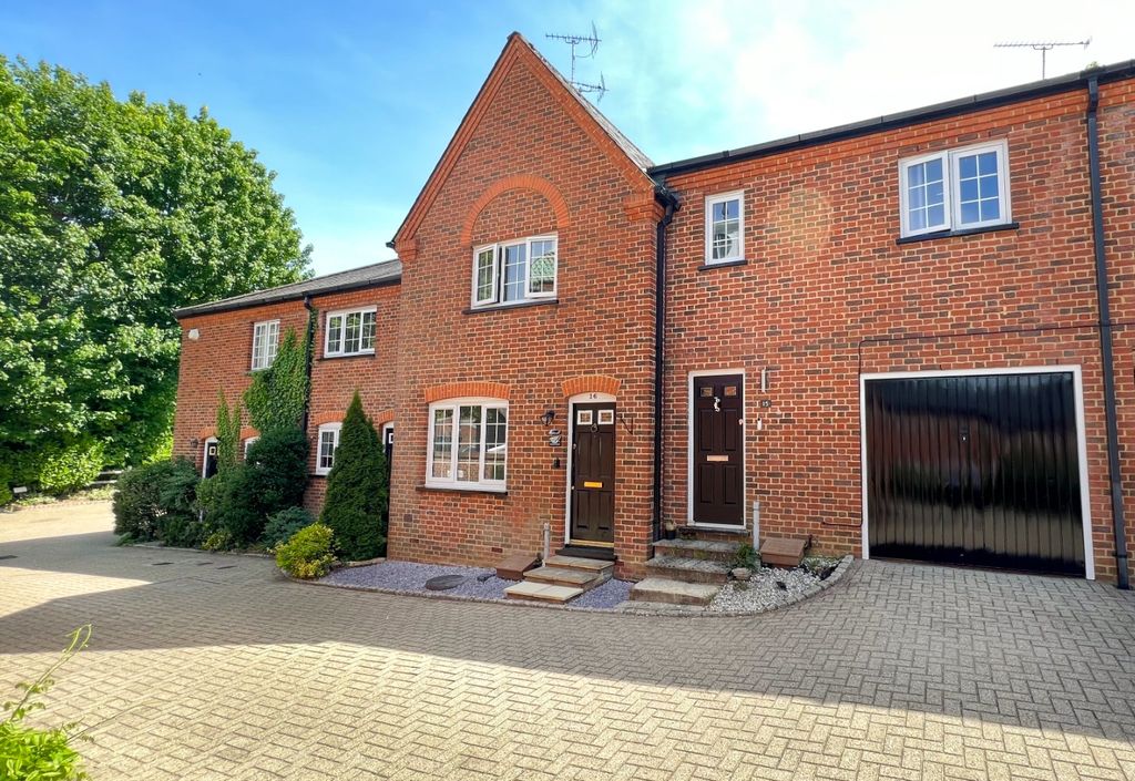 Property photo 1 of 12 3758462