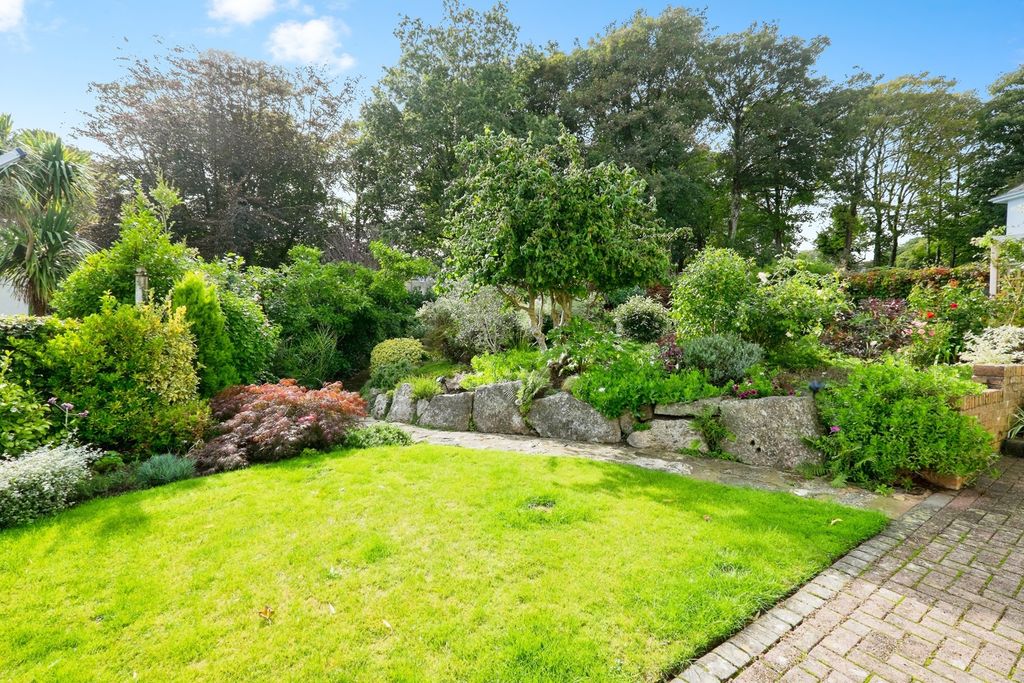 Additional image 17 of 4 bed detached house for saleLanderyon Gardens, Penzance, Cornwall TR18