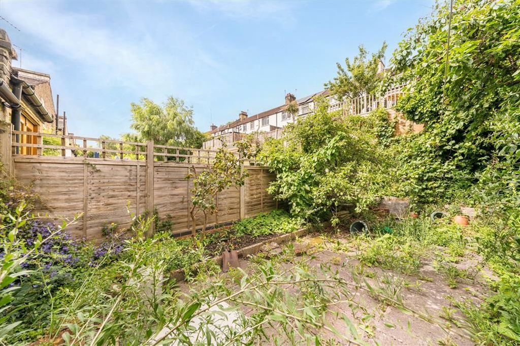 Property photo 3 of 4