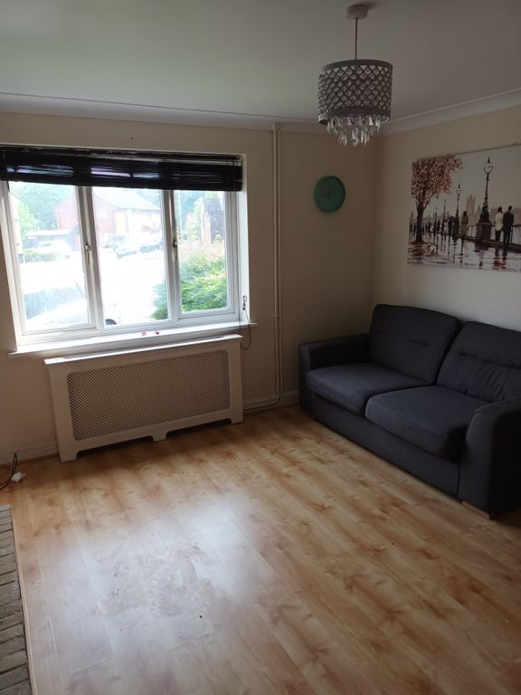 Property photo 2 of 6 Lounge