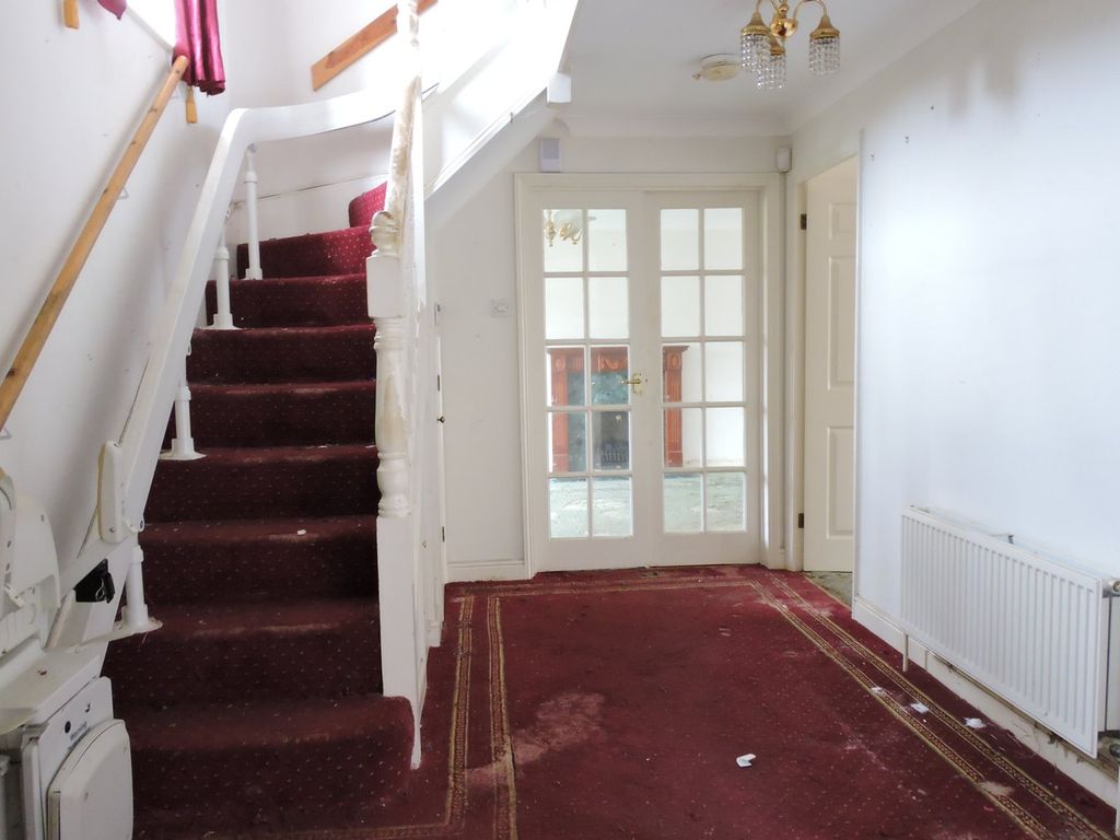 Property photo 3 of 24