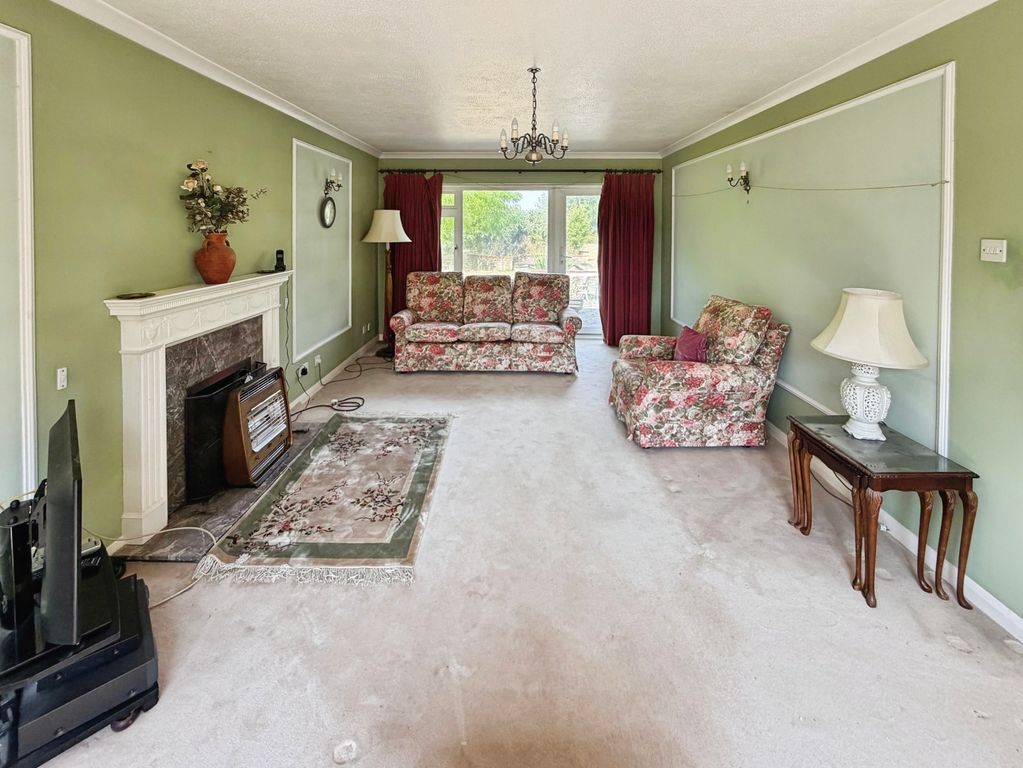 Property photo 3 of 18
