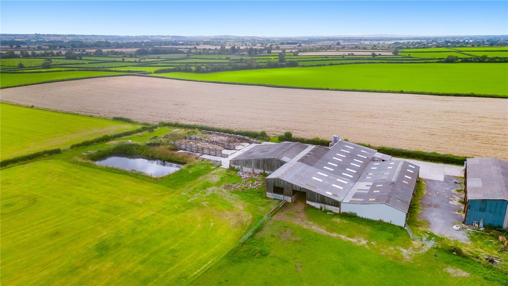 Property photo 1 of 16 Picture No. 05