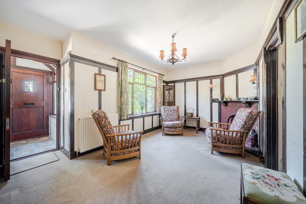 Property photo 3 of 30 1492505-9-6A69F40...