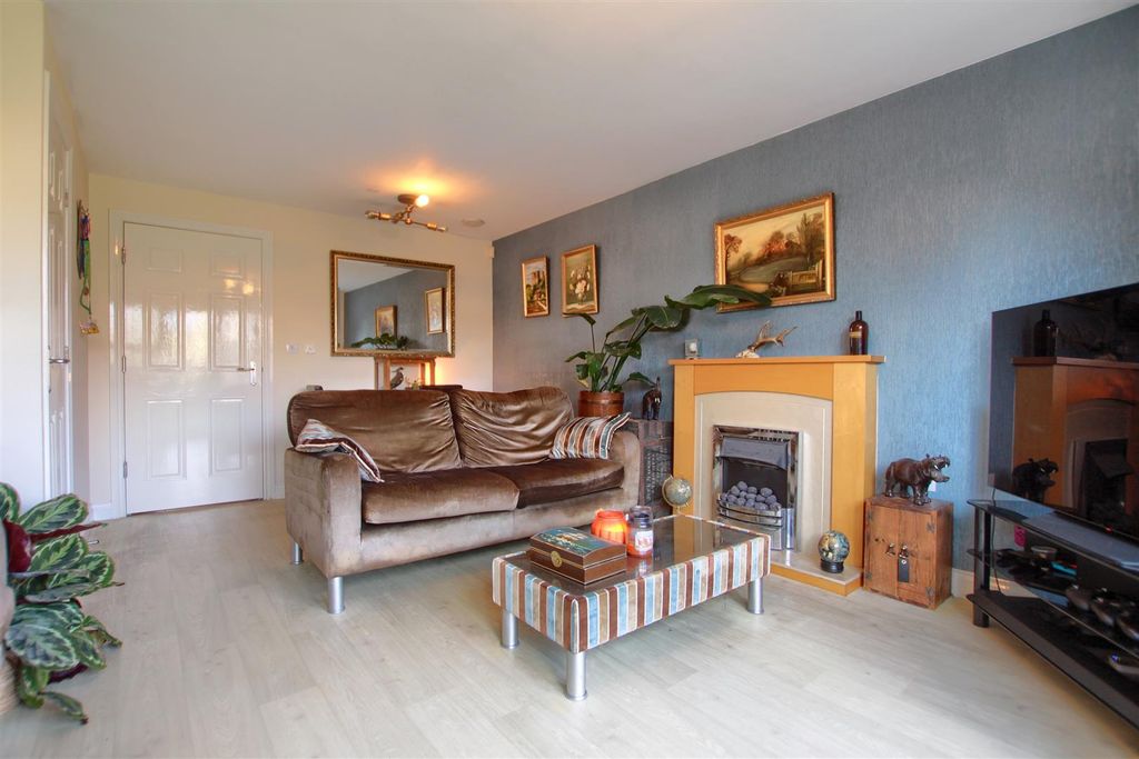 Property photo 2 of 15 hd6.Jpg