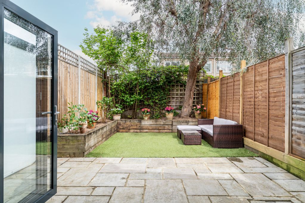 Property photo 3 of 29