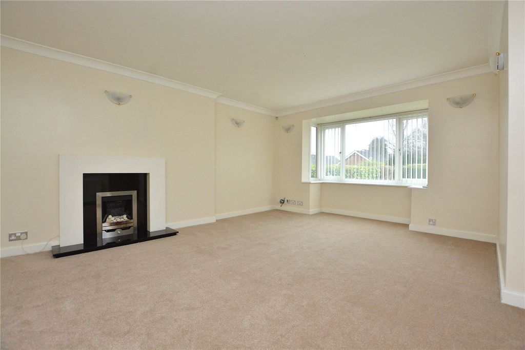 Property photo 2 of 8 Picture No. 01