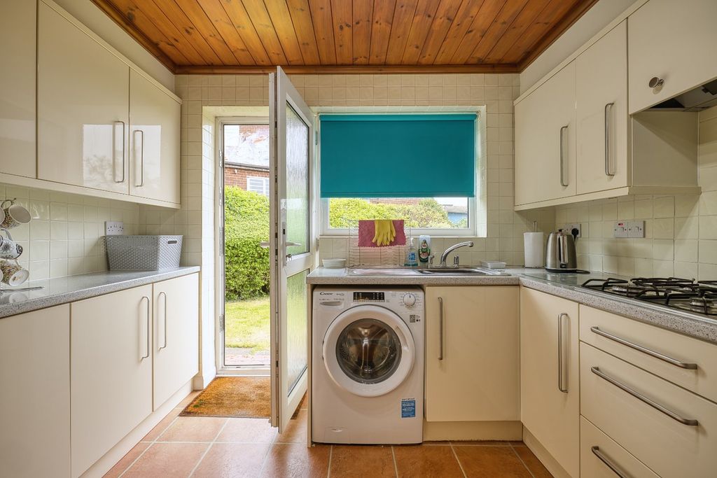 Property photo 3 of 13 Picture 3