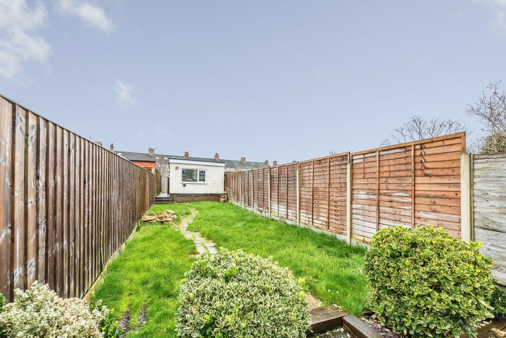 Property photo 3 of 20 Pbox-Img.Jpg