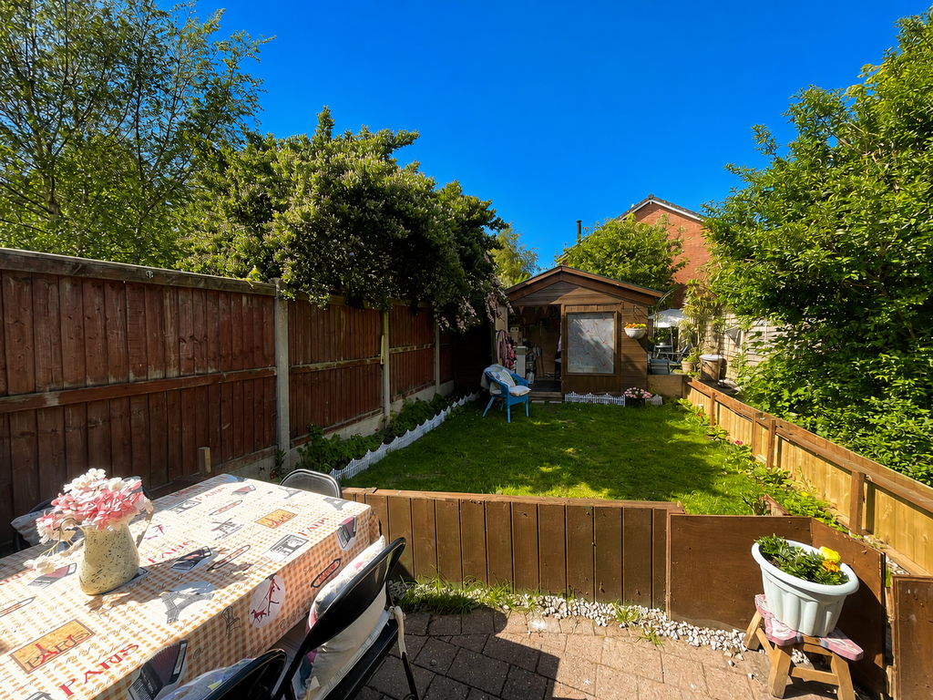 Property photo 2 of 18
