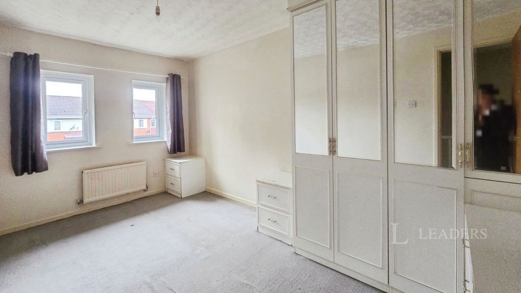 Property photo 3 of 7 Pbox-Img.Jpg