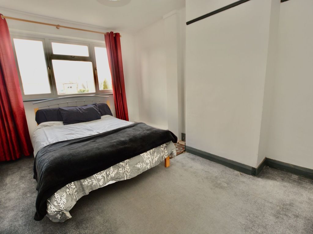 Property photo 2 of 12 Gallery