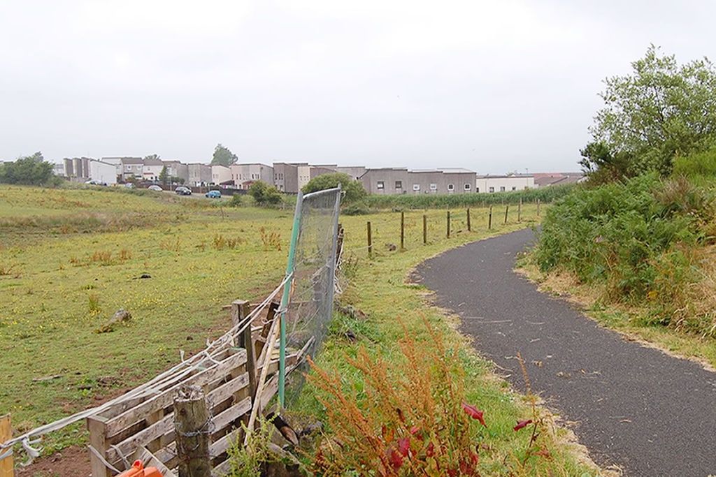 Property photo 3 of 9