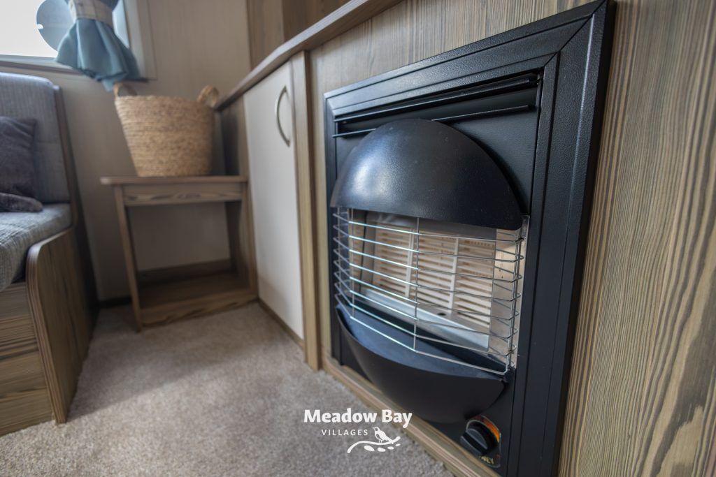 Property photo 3 of 19 2016 Abi Horizon 36x12 3B Small Wm 4