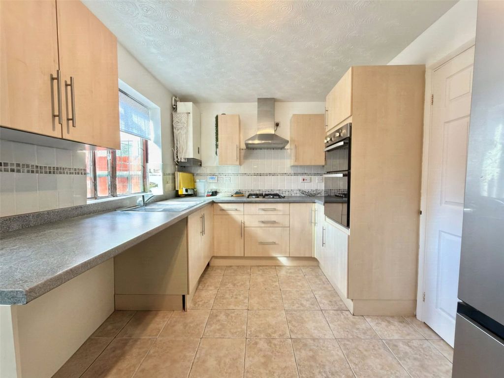 Property photo 2 of 12 Picture No. 01