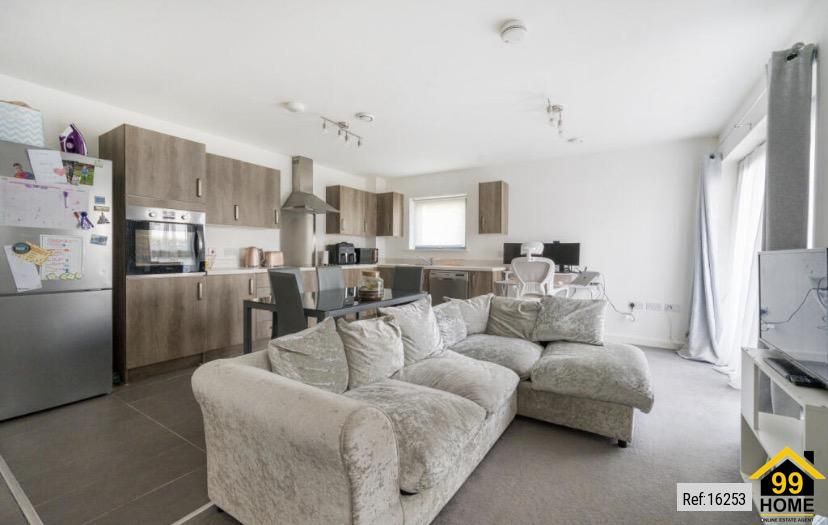 Property photo 3 of 8 Photo 2