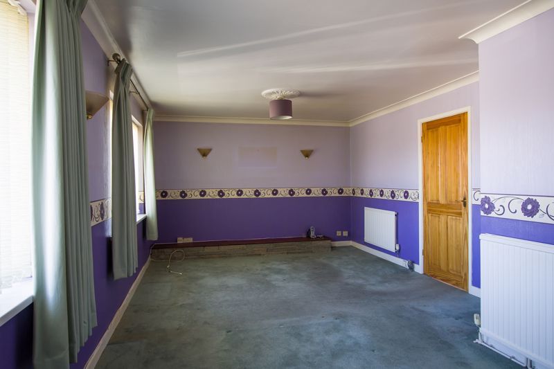 2 bed flat for saleDryden Road, Penarth CF64 photo 4