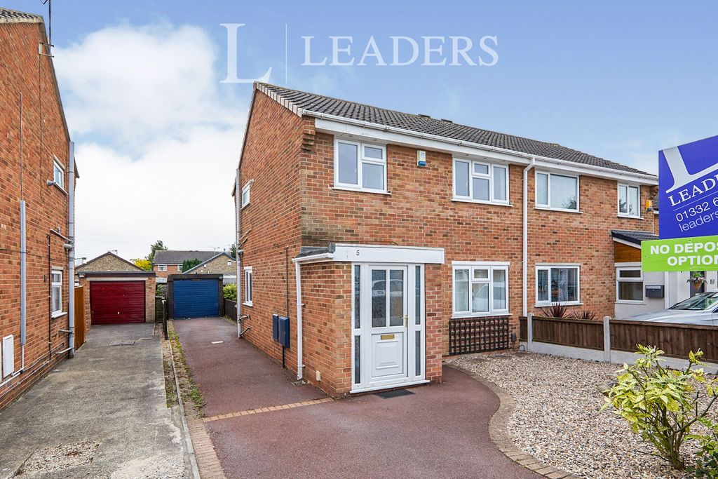 Property photo 1 of 8 9B1F2092-95cd-4448-B