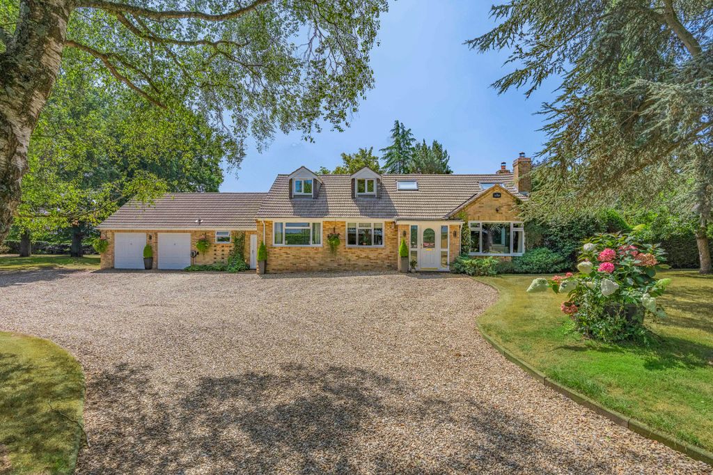 Property photo 1 of 44