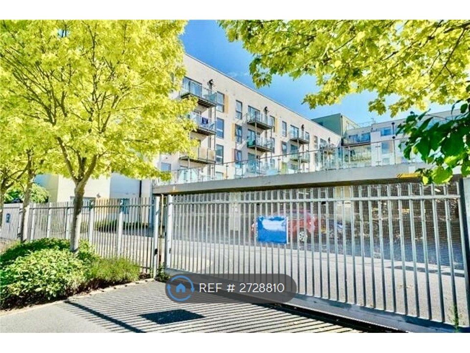 Property photo 2 of 13