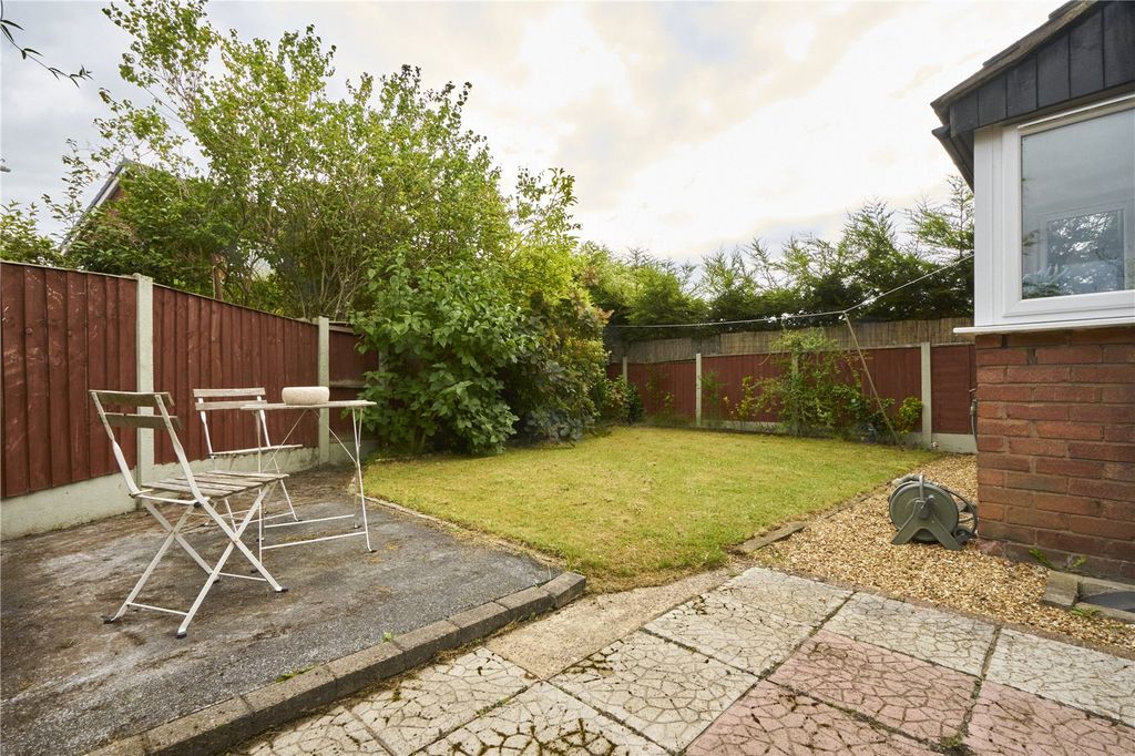 Property photo 3 of 12 Picture No. 10