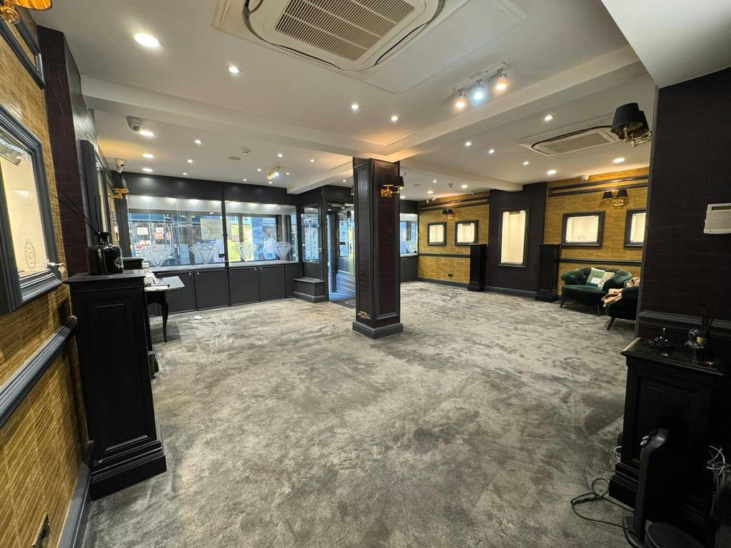 Property photo 3 of 12 Image 2026-03-19 At 12.12.18.Jpeg