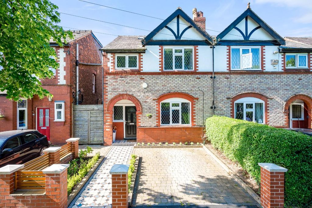 Property photo 1 of 30