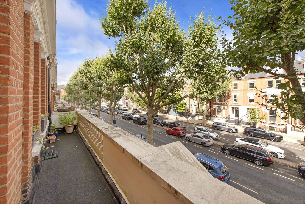 Property photo 2 of 14 Picture No. 30