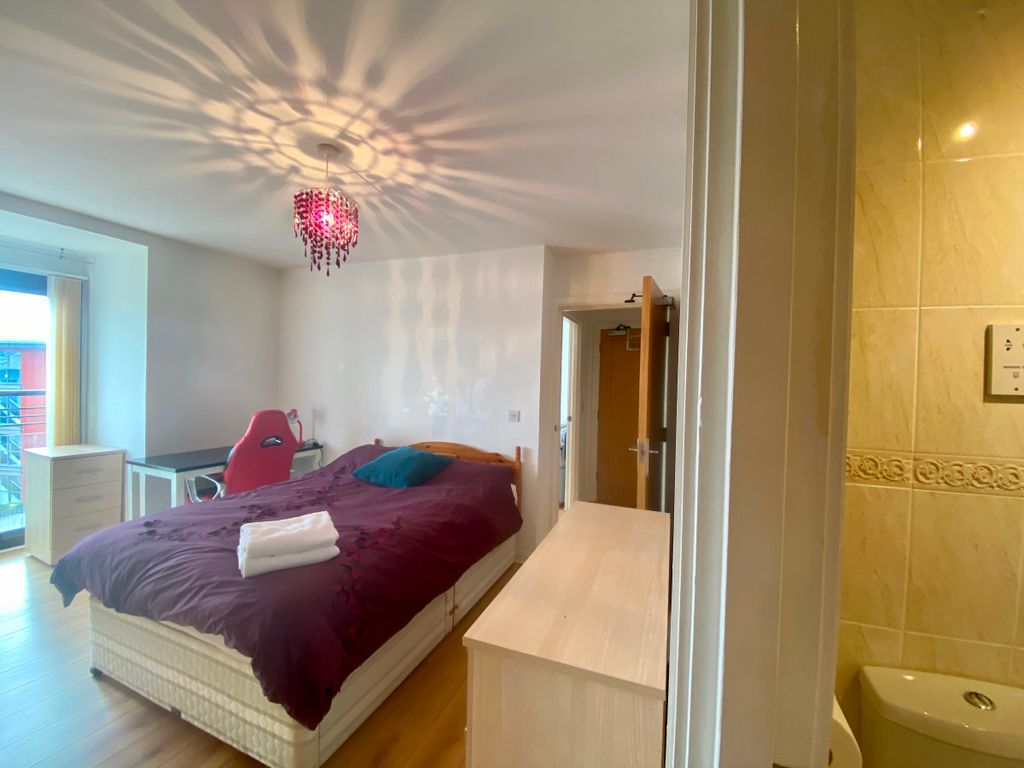 Property photo 3 of 24