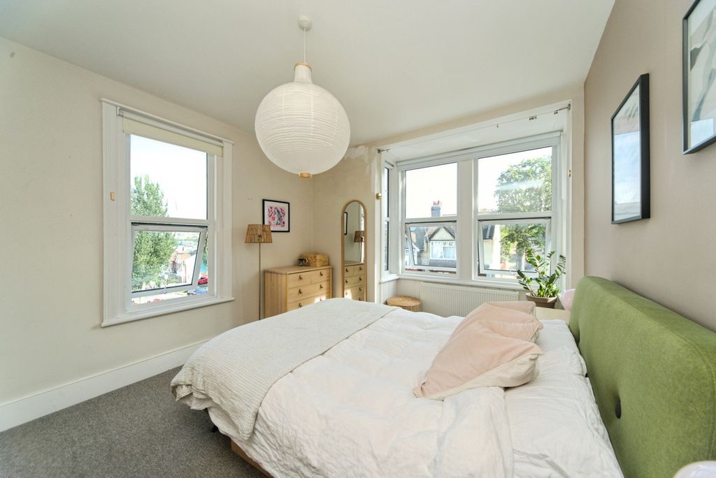 Property photo 3 of 16 Photo