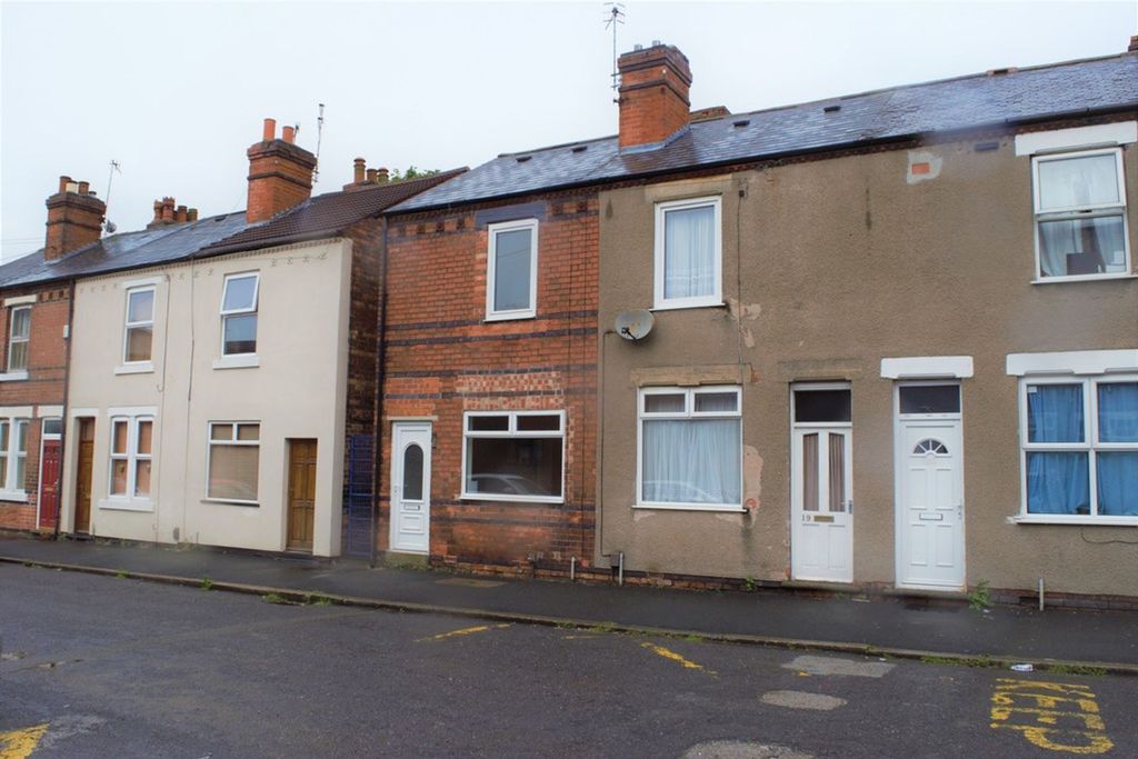 Property photo 1 of 7