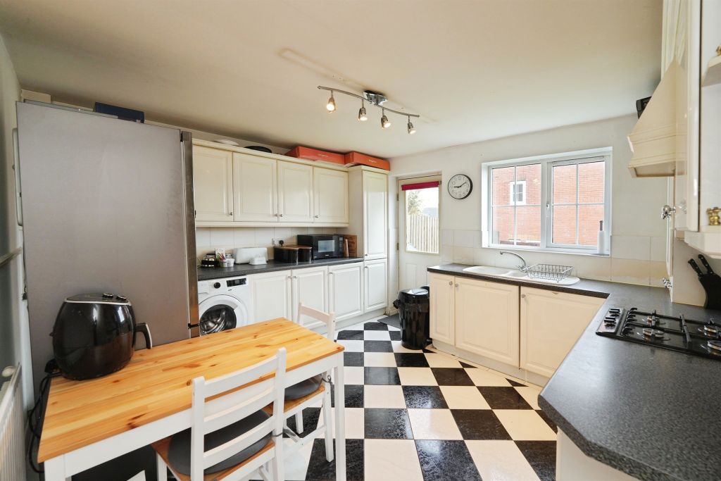 Property photo 3 of 17