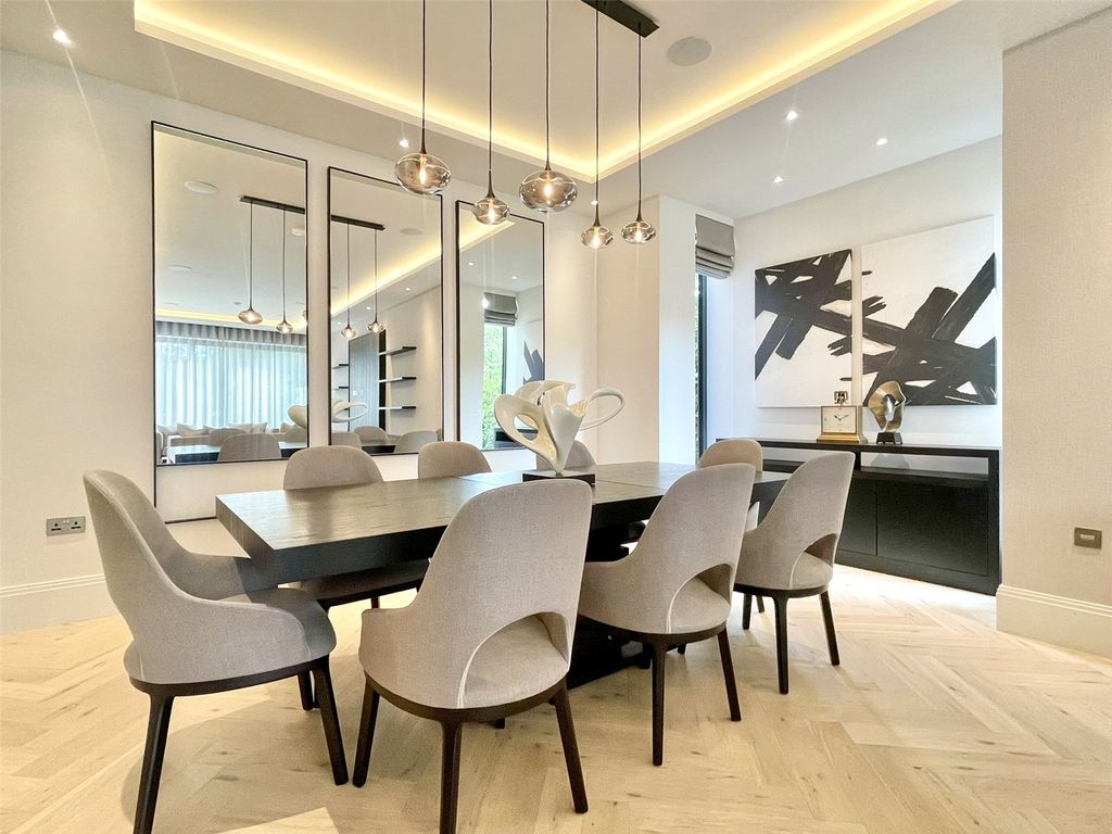 Property photo 2 of 25 Picture No. 20