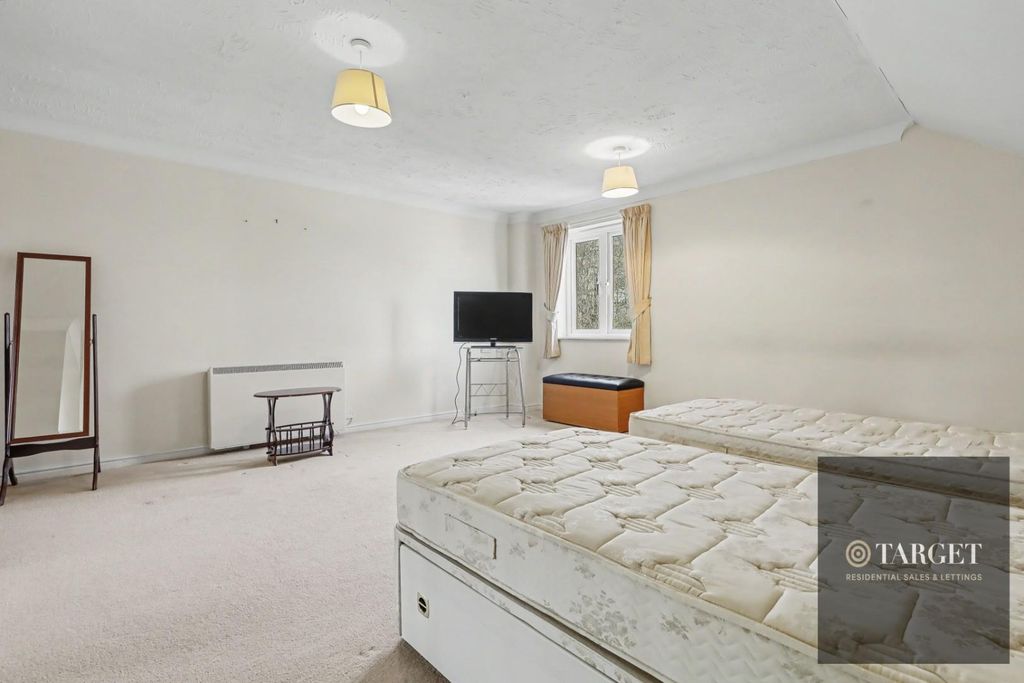 Property photo 3 of 37 Raw_1.Jpg