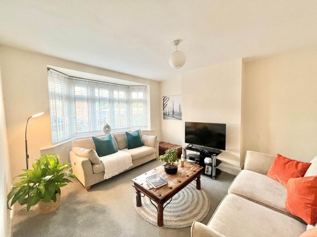 Property photo 3 of 23