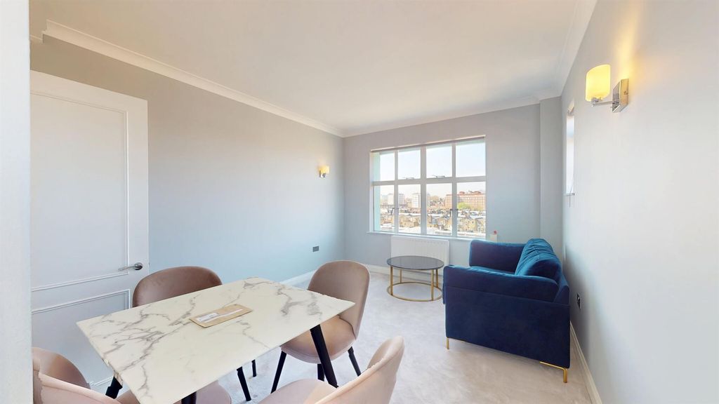 Property photo 1 of 13 67F4Eba623E5F2d8E6933A8F_27Bb71Ea980F7272948Fa5Fd9
