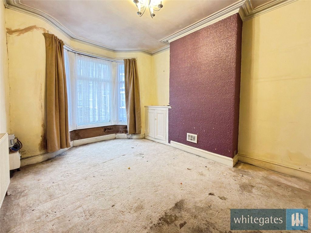 Property photo 2 of 12 Picture No. 06