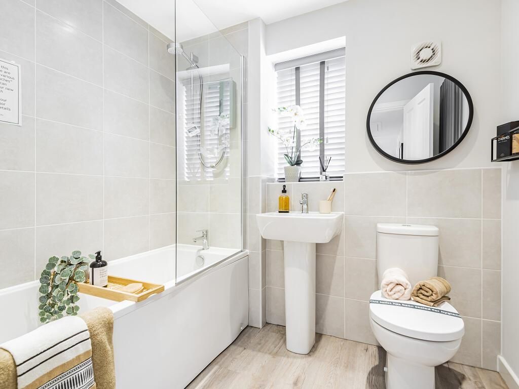 Property photo 1 of 7 Rufford Bathroom.Jpeg
