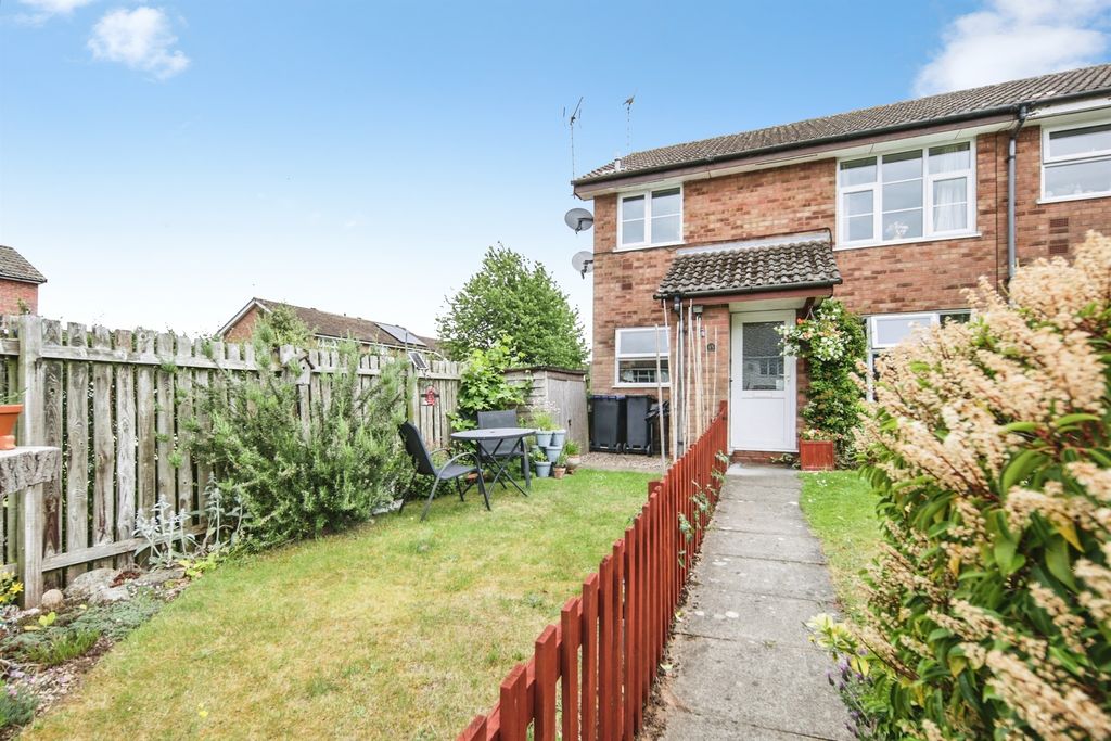 Property photo 1 of 11