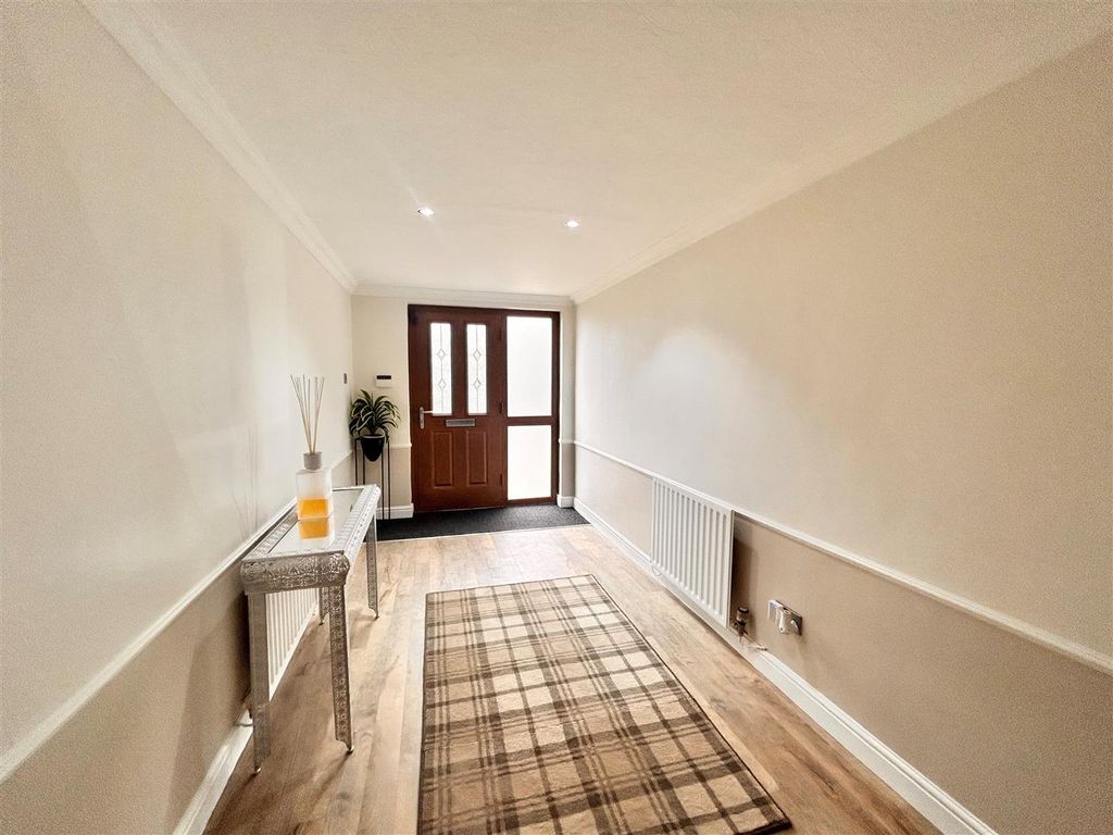 Property photo 3 of 31 Hallway 2.Jpg