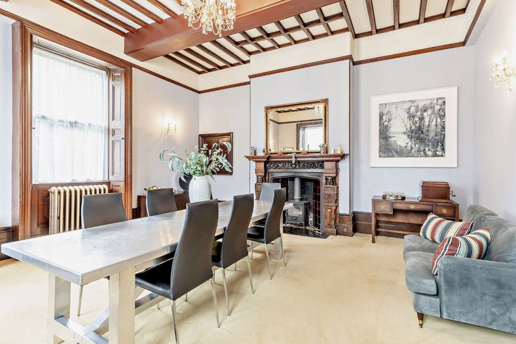Property photo 3 of 27 Drawing Room